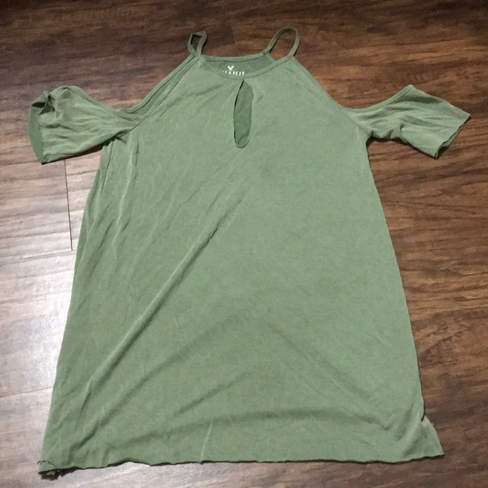American eagle off the shoulder top